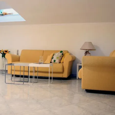 Bed and Breakfast Rara Domus Πομπηία