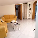 Rara Domus Bed & Breakfast Pompei