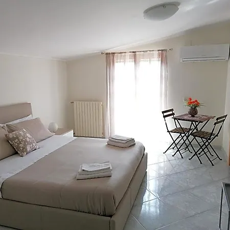 Bed & Breakfast Rara Domus