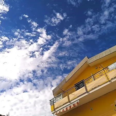 Rara Domus Bed & Breakfast