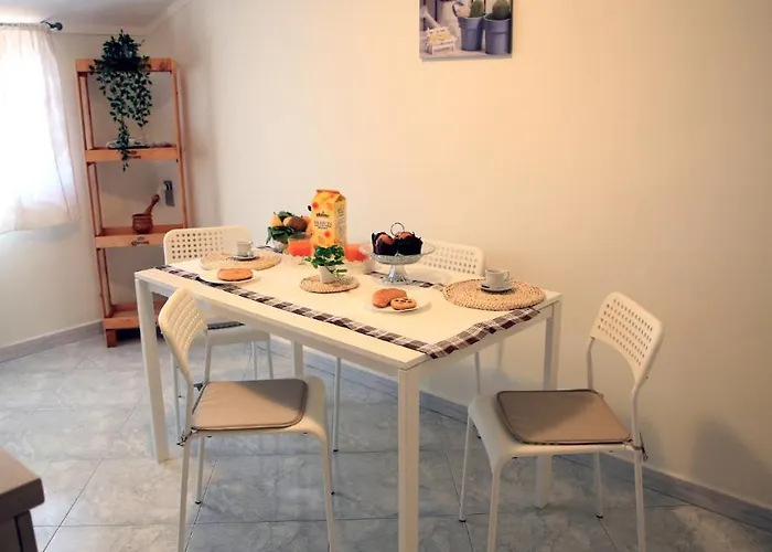 Rara Domus Oda ve Kahvaltı Pompei